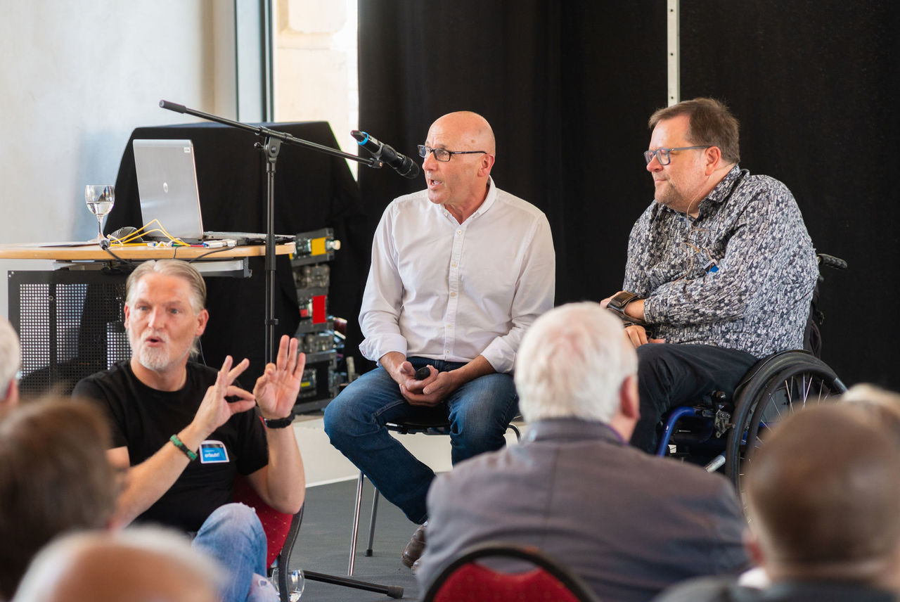 Manfred Bullinger und Matthias Rösch beim gemeinsamen Vortrag.