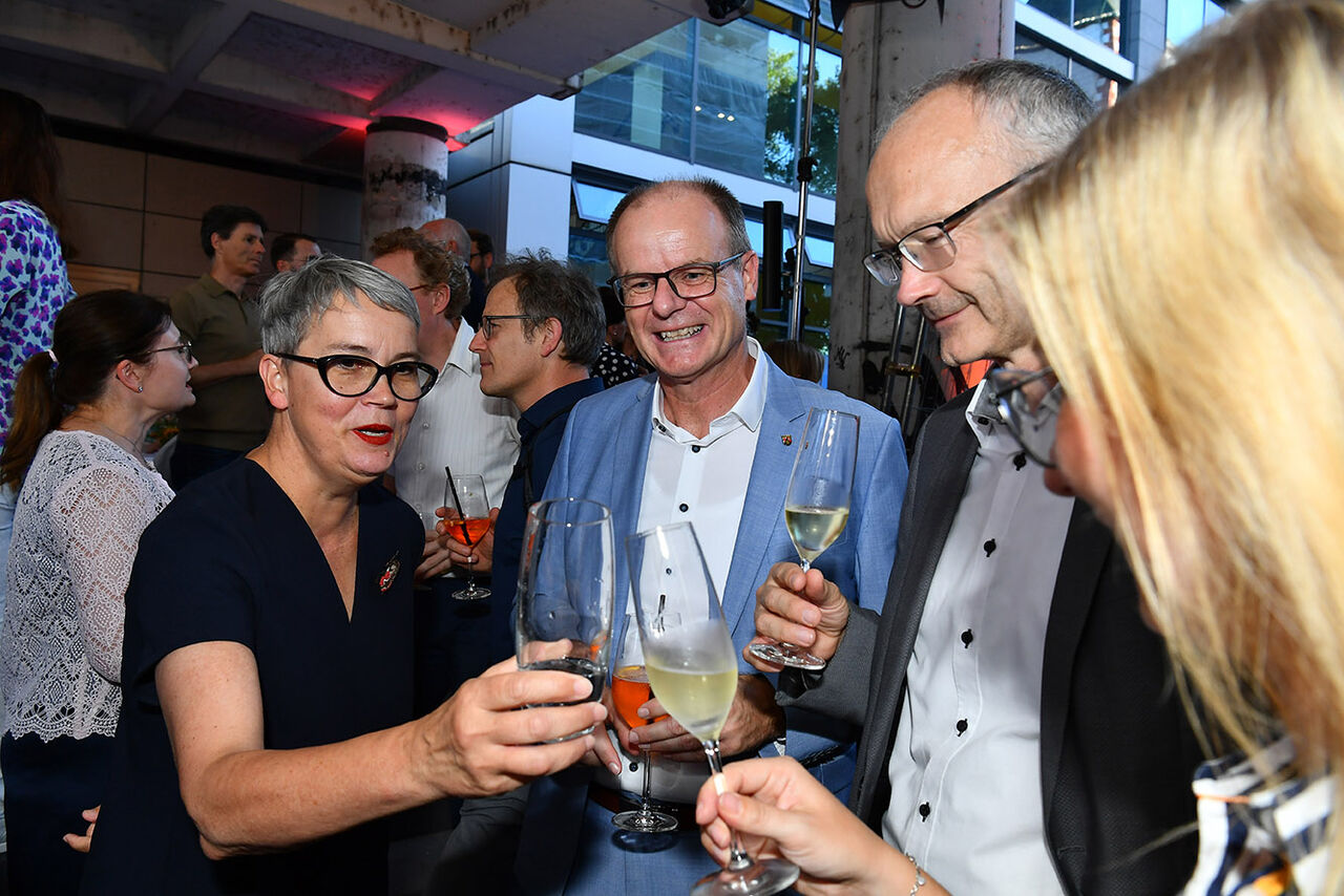 Annette Müller im Austausch mit Vertretern der CDU