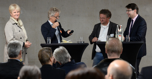 Dr. Roswitha Kaiser, Moderator Dr. Wolfgang Bachmann, Architekt + Investor Thorsten Holch, OB Hirsch