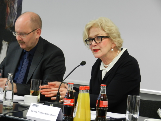 Foto: Barbara Ettinger-Brinckmann, Präsidentin der Bundesarchitektenkammer berichtete über ihre Arbeit.