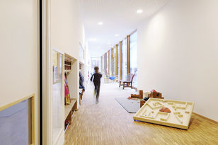 Linda Blatzek, Trier